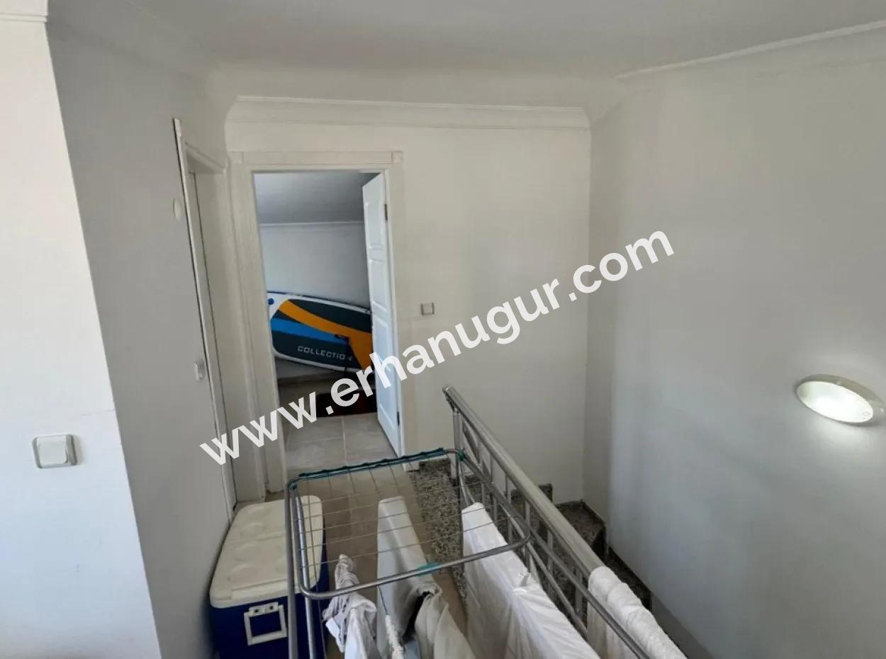 Özderede Geneş Bahçeli Deniz Tarafında Kelepir Satılık 3+1 Villa