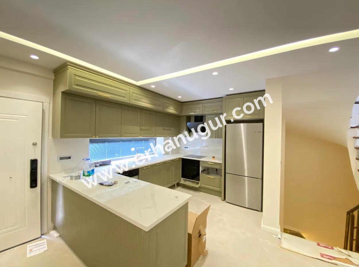 Full Deniz Manzaralı Ultra Lüks 3+1 Emsalsiz Tripleks Malikane