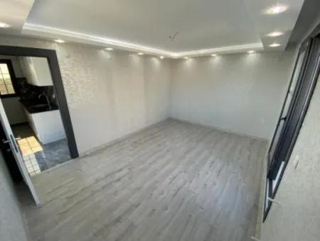 Gümüldür De Denize 50M2 Havuzlu Bahçeli Satılık Yazlık Villa