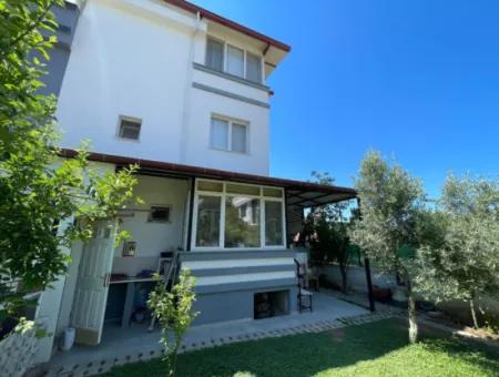 Doğanbey De 205 Metre İçinde Tek Müstakil 4+1 Villa
