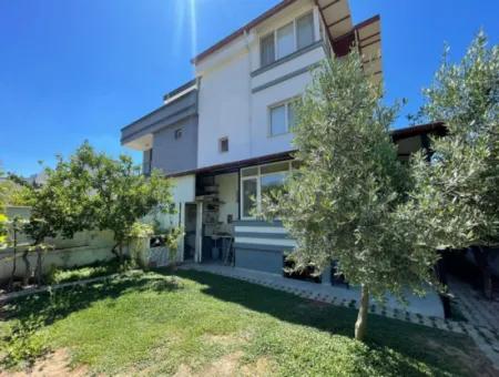 Doğanbey De 205 Metre İçinde Tek Müstakil 4+1 Villa