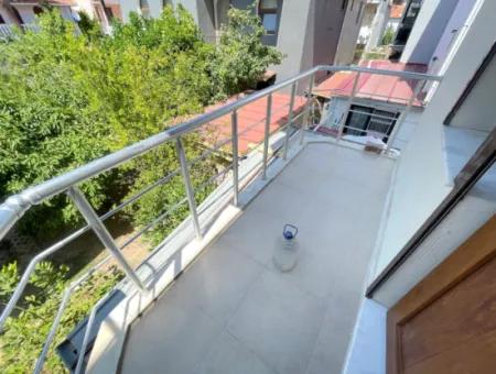 Ürkmezin'de Plaja 50M Mesafede Kupon Satılık 2+1 Fırsat Daire