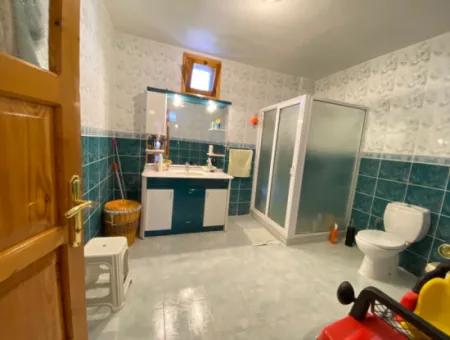 Doğanbey Merkezinde Denize 350M2 Ultra Lüx 7+2 Villa