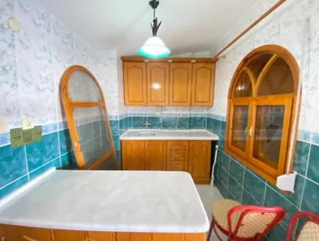 Doğanbey Merkezinde Denize 350M2 Ultra Lüx 7+2 Villa