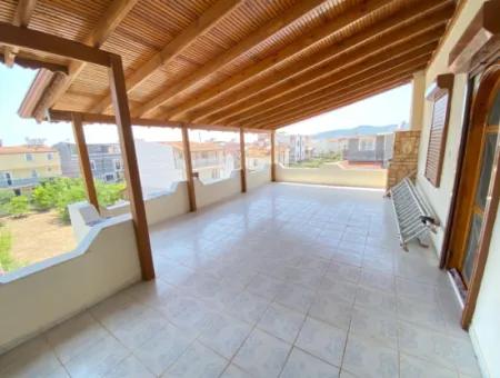 Doğanbey Merkezinde Denize 350M2 Ultra Lüx 7+2 Villa