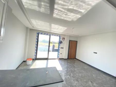 Doğanbey De  Denize 500 Metre Yerden Isıtma Satılık 2+1 Villa