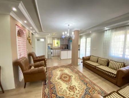 Doğanbey De Köşe Villa Tek Müstakil Geniş Bahçeli Ultra Lükx Satılık 4+1 Villa