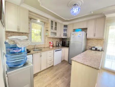 Doğanbey De Köşe Villa Tek Müstakil Geniş Bahçeli Ultra Lükx Satılık 4+1 Villa