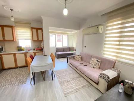 Ürkmez De Merkezde Denize 350M Geniş Ferah Yapılı Satılık 2+1 Daire