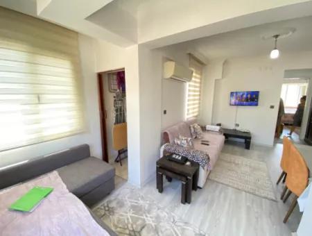 Ürkmez De Merkezde Denize 350M Geniş Ferah Yapılı Satılık 2+1 Daire