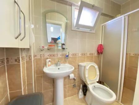 Ürkmez De Merkezde Denize 350M Geniş Ferah Yapılı Satılık 2+1 Daire