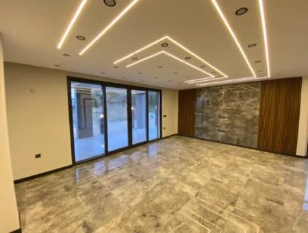 Ultra Lüks Akıllı Ve Köşe Vılla 4+1 Özel Tasarım Tek Müstakil Villa