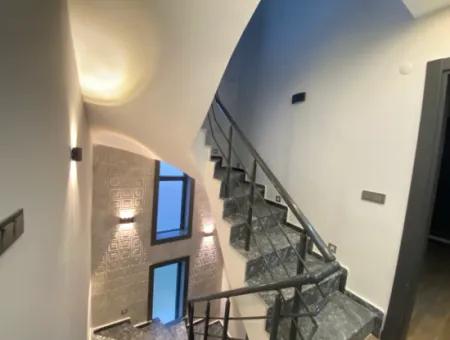 Ultra Lüks Akıllı Ve Köşe Vılla 4+1 Özel Tasarım Tek Müstakil Villa