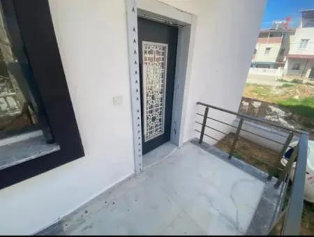 Seferihisar Doğanbey De Denize 350Mt Bahçeli Satılık 3+1 Villa