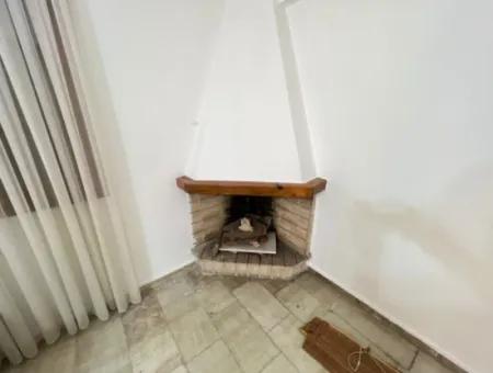 Seferihisar Ürkmezde Deniz Tarafınde Satılık 3+1 Villa