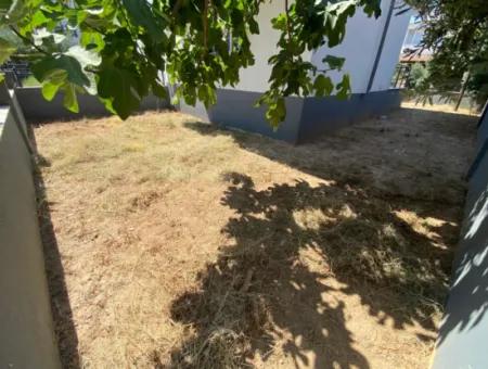 Seferihisar Doğanbey De Köşe Denize 500Mt Satılık 3+1 Villa