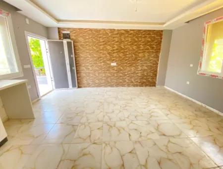 Seferihisar Doğanbey De Köşe Denize 500Mt Satılık 3+1 Villa