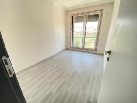 Seferihisar Doğanbey De Köşe Denize 500Mt Satılık 3+1 Villa