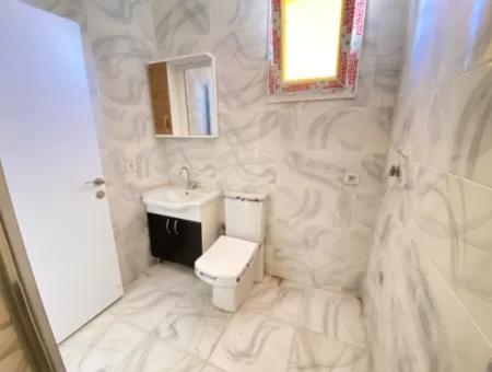 Seferihisar Doğanbey De Köşe Denize 500Mt Satılık 3+1 Villa