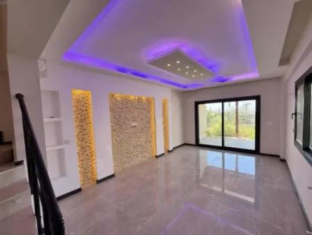 Özdere De Full Deniz Manzaralı Geniş Bahçeli Satılık 4+1 Villa