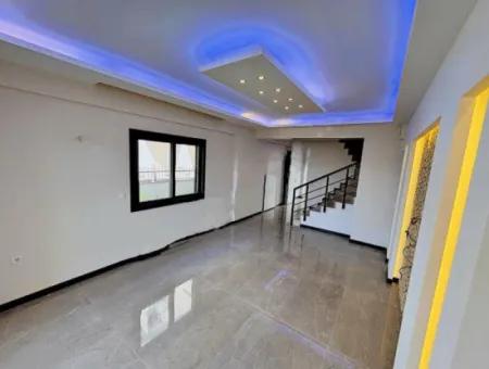 Özdere De Full Deniz Manzaralı Geniş Bahçeli Satılık 4+1 Villa