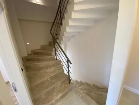 Özdere De Büyük Bahçeli Denize Yürüme Mesafesinde 3+1 Villa