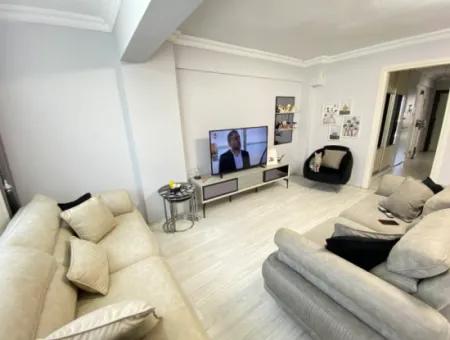 Seferihisar Ürkmez'de Otoparklı Ara Kat Denize 250Mt Satılık 2+1 Daire