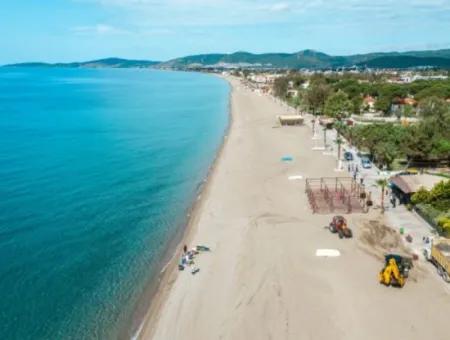 Doğanbey De Denize 50M Mesafede 307M2 İçinde Tekmüstakil Villa