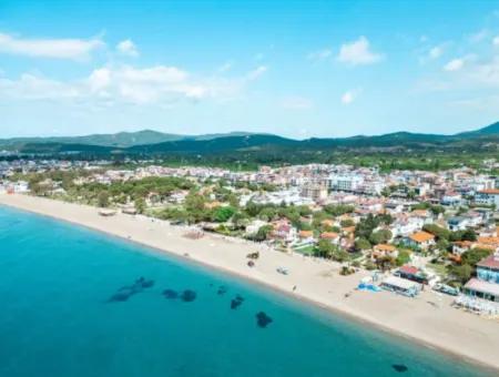 Doğanbey De Denize 50M Mesafede 307M2 İçinde Tekmüstakil Villa