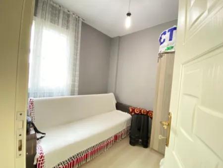 Seferihisar Ürkmez De Deniz Tarafda Köşe Cepheli Satılık 1+1 Daire