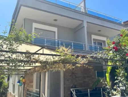 Özderede Geneş Bahçeli Deniz Tarafında Kelepir Satılık 3+1 Villa