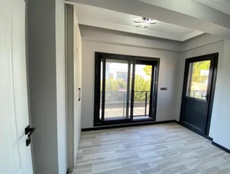 Doğanbey De Tek Mustakil Akıllı Ev Sistemli Ultra Lükx Satılık 3+1 Villa