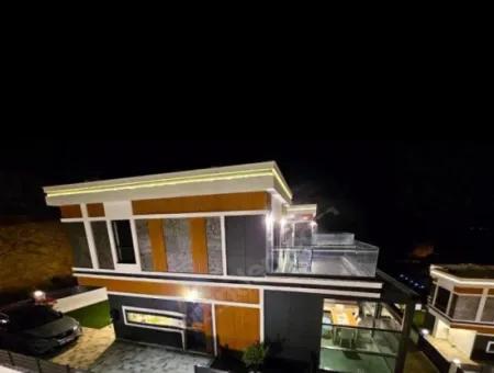 Full Deniz Manzaralı Ultra Lüks 3+1 Emsalsiz Tripleks Malikane